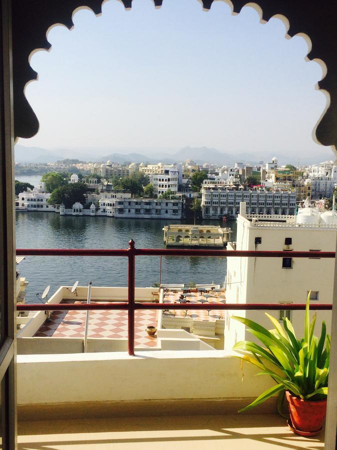 Peacock Guest House - Lake View Hotel In Udajpur Exteriér fotografie