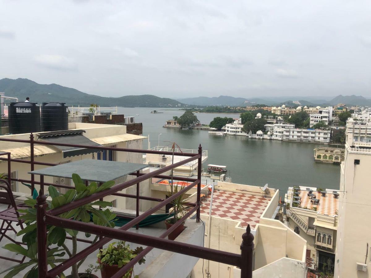 Peacock Guest House - Lake View Hotel In Udajpur Exteriér fotografie